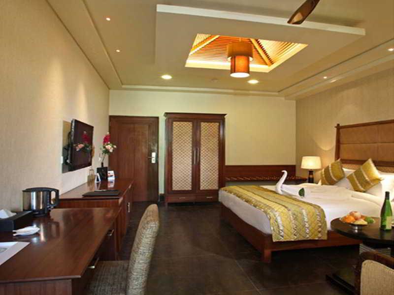 הרידוואר Godwin Hotel מראה חיצוני תמונה